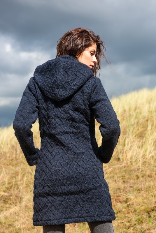 Wollen dames vest 'Breton Navy Red' | - wollen vesten voor dames en heren van Shakaloha gebreid in Nepal online bestellen